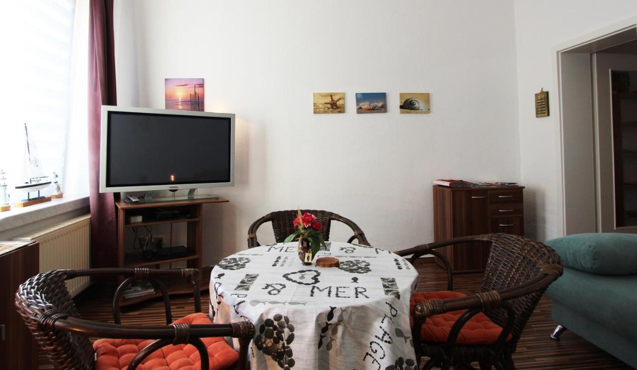 Ferienwohnung Familienwohnung Kröpelin Εξωτερικό φωτογραφία