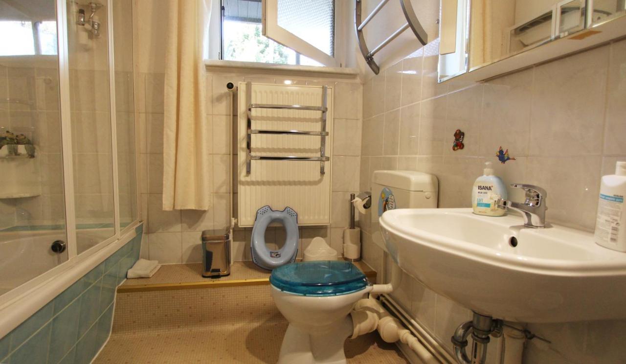 Ferienwohnung Familienwohnung Kröpelin Εξωτερικό φωτογραφία