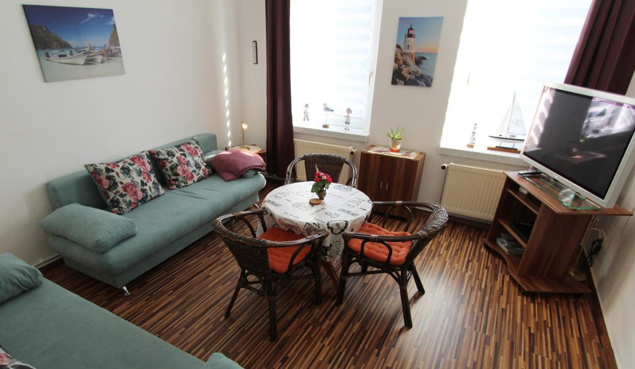 Ferienwohnung Familienwohnung Kröpelin Εξωτερικό φωτογραφία